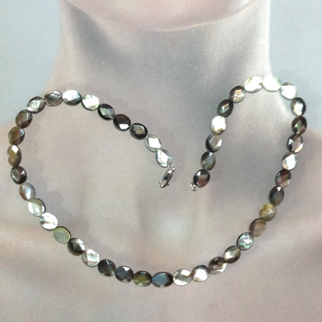 Oval Shape Double Faceted Black Mother Of Pearl Necklace